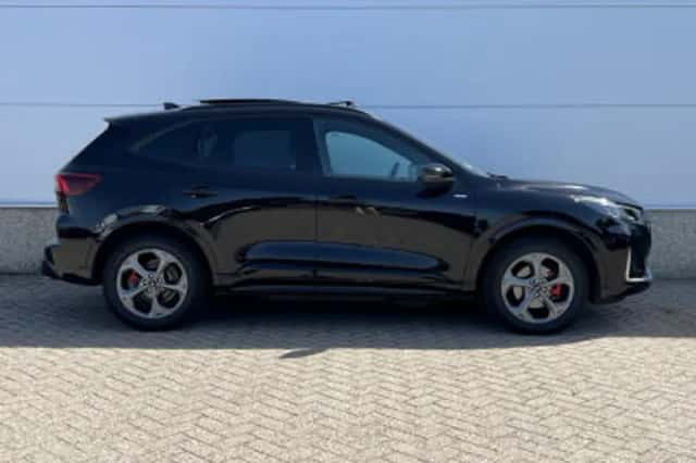 Ford Kuga (2025) thumbnail 4