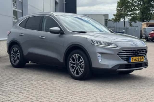 Ford Kuga (2020) thumbnail 3
