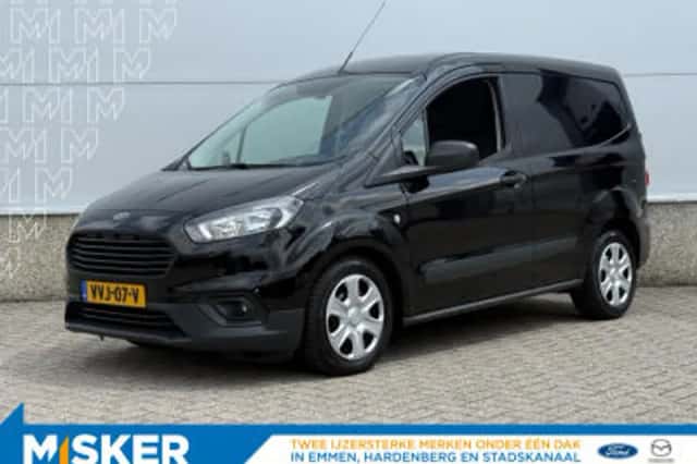 Ford Transit Courier (2023) thumbnail 2