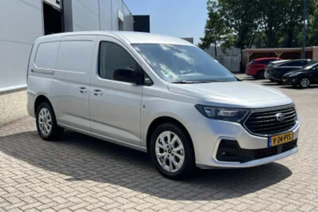 Ford Transit (2025) thumbnail 3