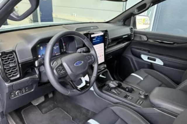 Ford Ranger (2025) thumbnail 5