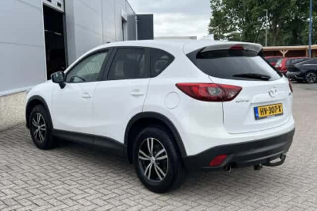 Mazda CX-5 (2016) thumbnail 5