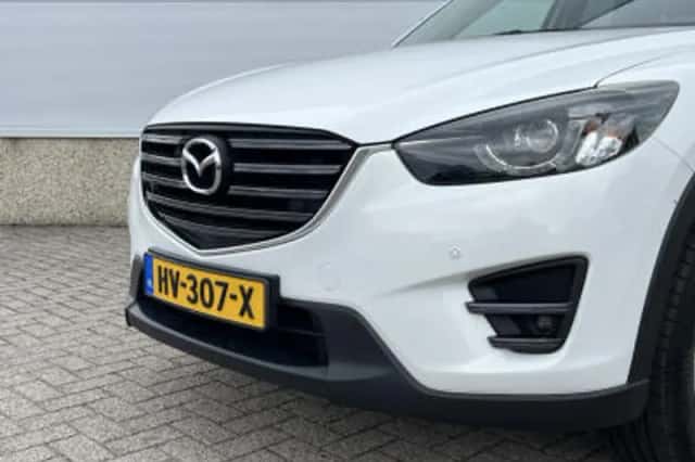 Mazda CX-5 (2016) thumbnail 6