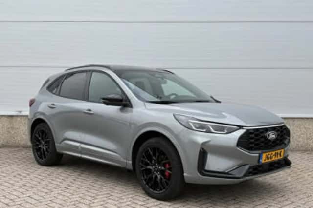 Ford Kuga (2025) thumbnail 4