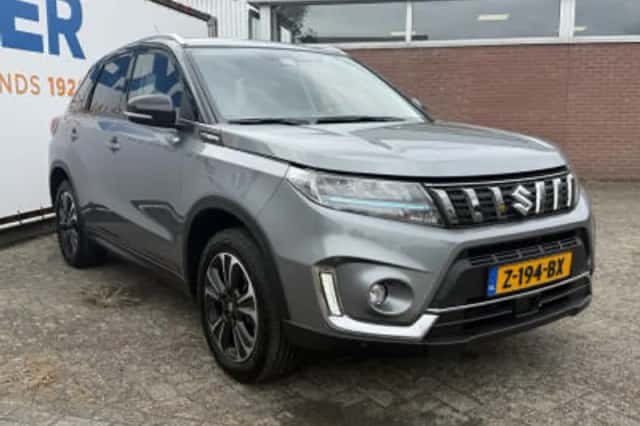 Suzuki Vitara (2024) thumbnail 4