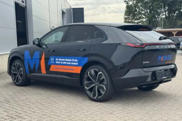 Mazda CX-6e (2026) thumbnail 4