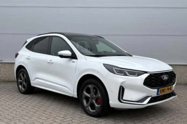 Ford Kuga (2025) thumbnail 4