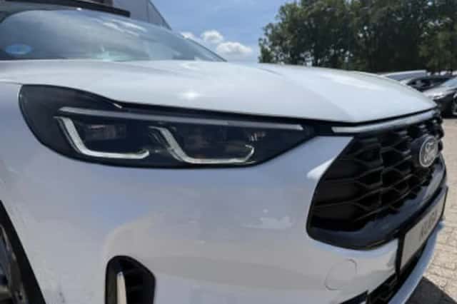 Ford Kuga (2025) thumbnail 5