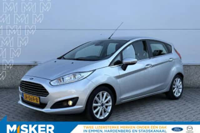 Ford Fiesta (2016) thumbnail 2