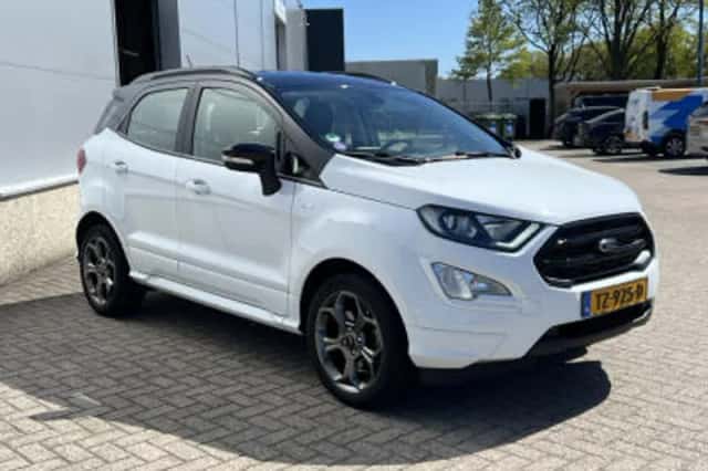 Ford EcoSport (2018) thumbnail 3