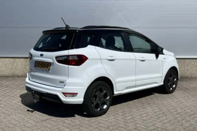 Ford EcoSport (2018) thumbnail 4
