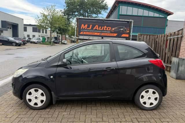 Ford Ka (2012) thumbnail 5