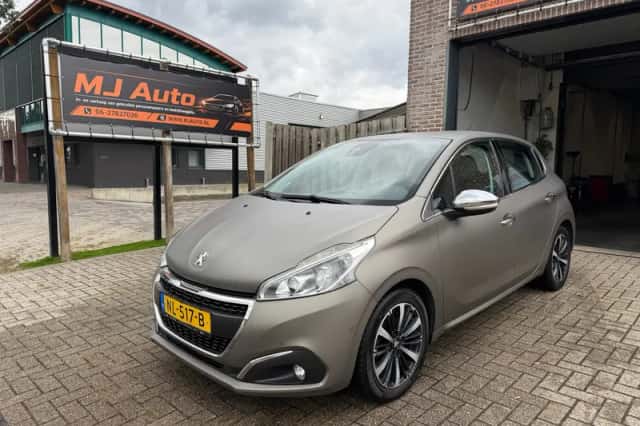 Peugeot 208 (2017) thumbnail 6