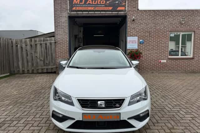 SEAT Leon (2017) thumbnail 6