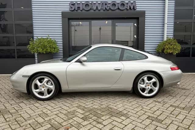 Porsche 911 (1999) thumbnail 5