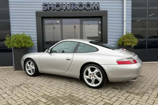 Porsche 911 (1999) thumbnail 6