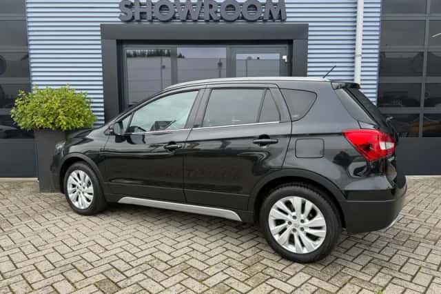 Suzuki S-Cross (2019) thumbnail 3