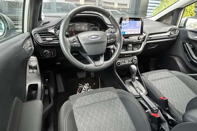 Ford Fiesta (2019) thumbnail 2