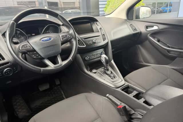 Ford Focus (2016) thumbnail 2