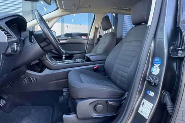 Ford Galaxy (2019) thumbnail 4