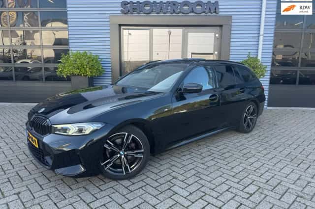 BMW 3-Serie (2023) thumbnail 1