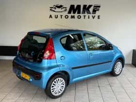 Peugeot 107 (2008) thumbnail 5