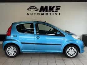 Peugeot 107 (2008) thumbnail 8