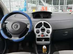 Renault Modus (2008) thumbnail 10