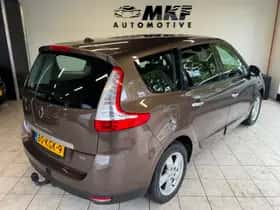 Renault Grand Scénic (2009) thumbnail 5