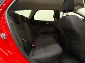 Ford Focus (2015) thumbnail 11