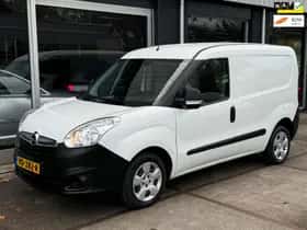 Opel Combo (2013) thumbnail 2
