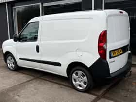 Opel Combo (2013) thumbnail 4