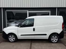Opel Combo (2013) thumbnail 8