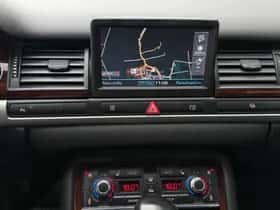 Audi A8 (2006) thumbnail 14