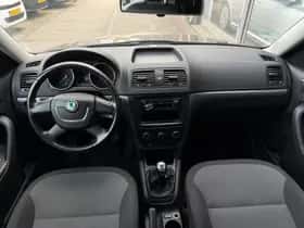 Škoda Yeti (2010) thumbnail 9