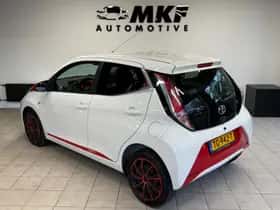 Toyota Aygo (2015) thumbnail 4