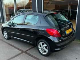 Peugeot 207 (2009) thumbnail 4