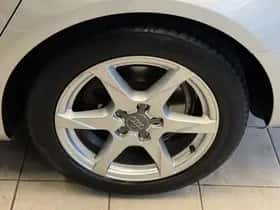 Audi A4 (2008) thumbnail 14