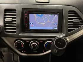 Kia Picanto (2012) thumbnail 13