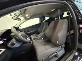 Renault Mégane (2010) thumbnail 11