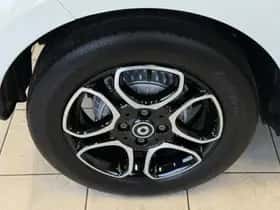 Smart Forfour (2019) thumbnail 17