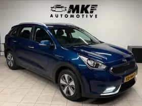 Kia Niro (2016) thumbnail 3
