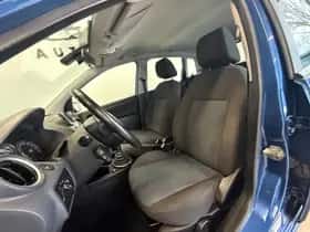 Ford Fiesta (2008) thumbnail 11