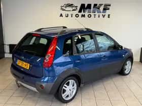 Ford Fiesta (2008) thumbnail 5