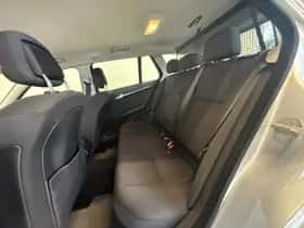 Mercedes-Benz C-Klasse (2010) thumbnail 11
