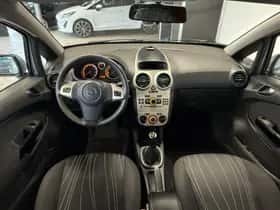 Opel Corsa (2008) thumbnail 9