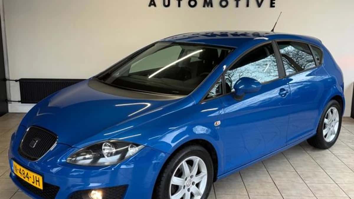 SEAT Leon (2011) — foto 1
