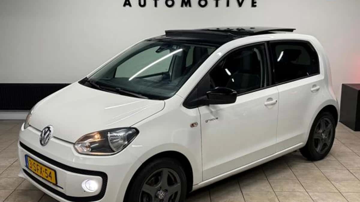 Volkswagen Up! (2013) — foto 1