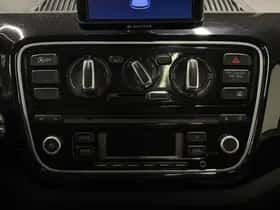 Volkswagen Up! (2013) thumbnail 15