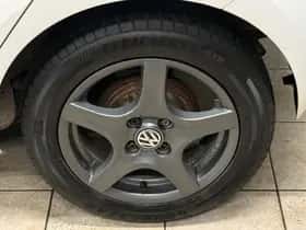 Volkswagen Up! (2013) thumbnail 19